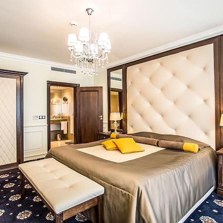 Hotel Palace Marina Dinevi Sveti Vlas Eksteriør billede