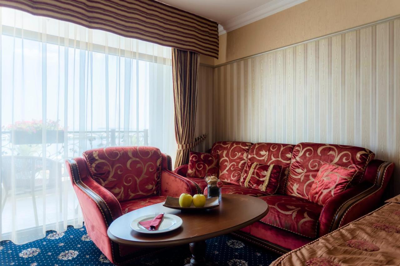 Hotel Palace Marina Dinevi Sveti Vlas Eksteriør billede