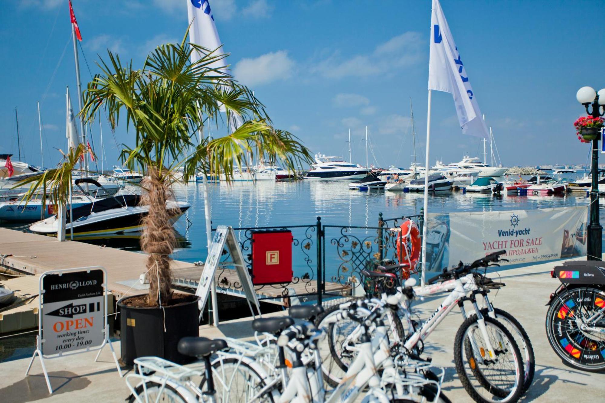 Hotel Palace Marina Dinevi Sveti Vlas Eksteriør billede