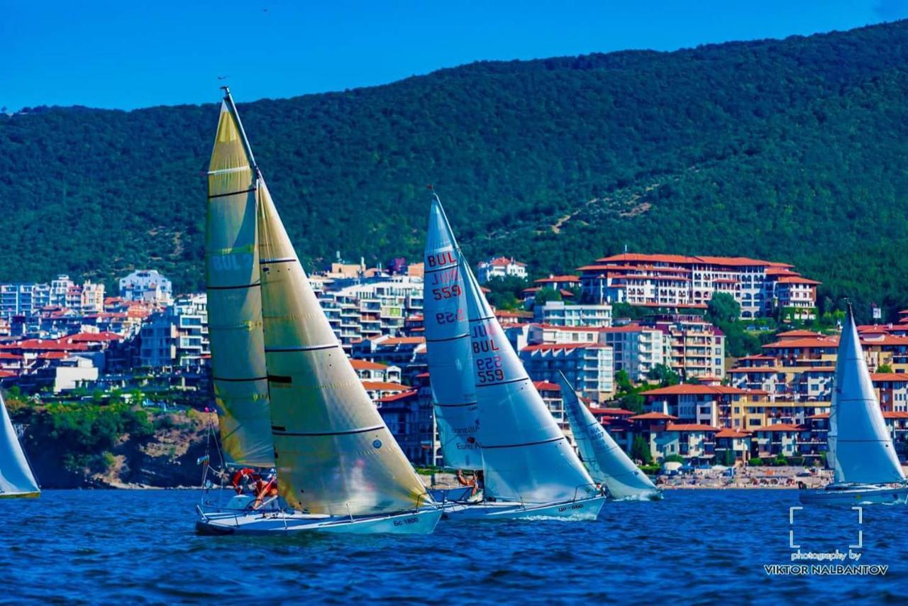 Hotel Palace Marina Dinevi Sveti Vlas Eksteriør billede